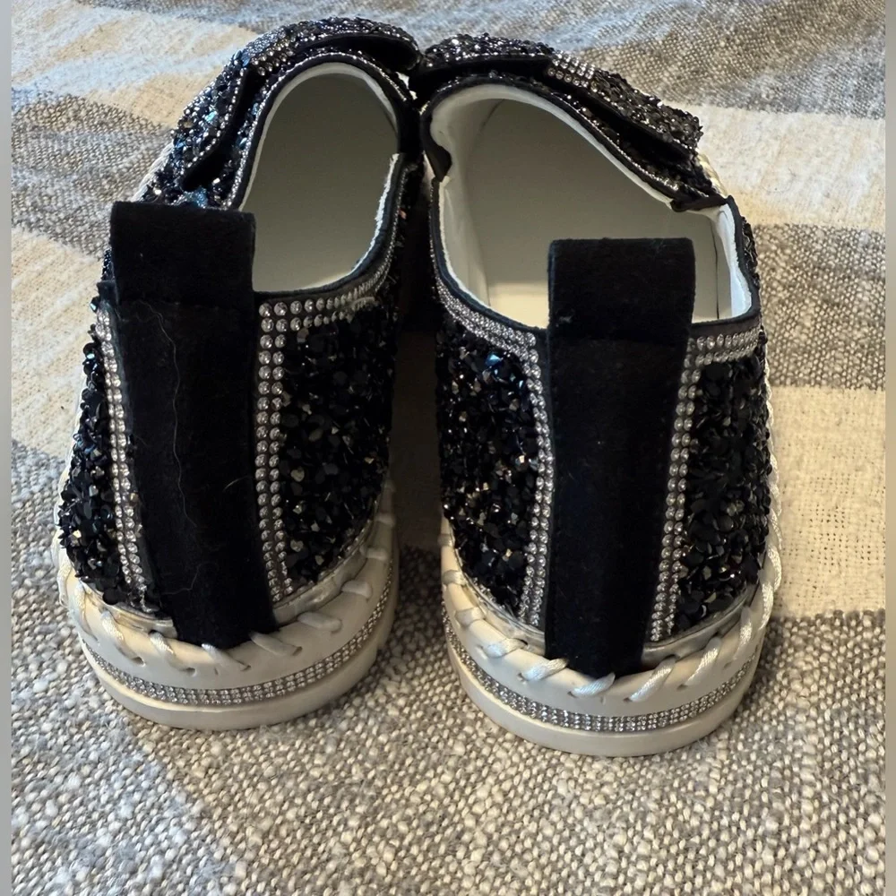 NWOB Manshu Co 1987 Women’s Sz 9/9.5 Black Rhinestone Slip On Shoes Bow